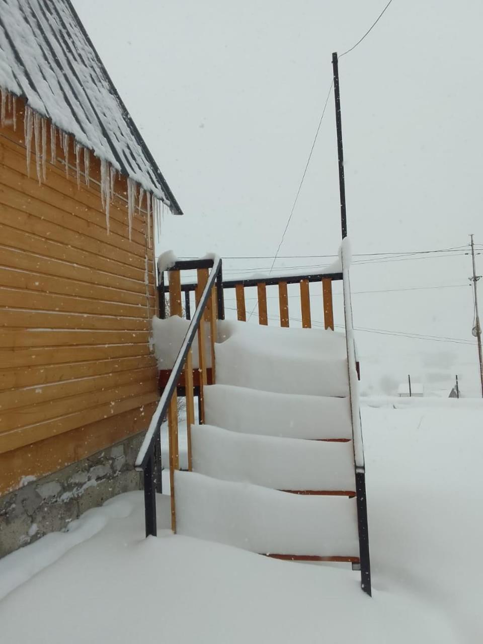 Emotion Kazbegi Lejlighed Eksteriør billede